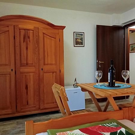 Apartments And Rooms Bova Baska  Exterior photo